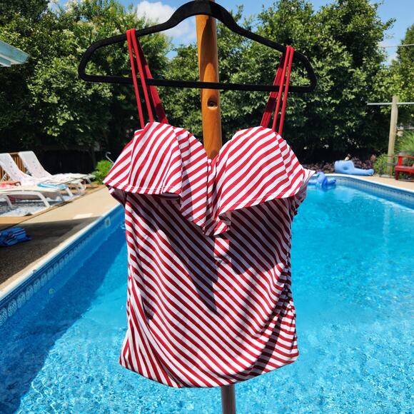 Cacique $73 36C Red White Striped Ruffle Adjustable Tankini Underwire Swim Top - Picture 1 of 6